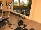 Salka fitness ze sprzętem sportowym pozwoli zadbać o kondycję