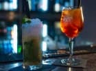 W jego ofercie są doskonałe drinki i koktajle
