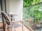 Część pokoi w resorcie ma balkon