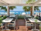Hotelowa restauracja posiada przyjemny taras