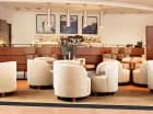 W samym sercu hotelu znajduje się Lobby Bar