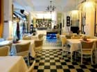 W hotelu znajduje się restauracja i bar