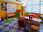 Dla maluszków przygotowano oddzielną strefę z bezpiecznymi zabawkami