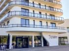 Ferry Resort posiada własną recepcję dostępną całodobowo