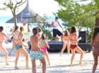 Prowadzone są różne zajęcia dla dorosłych np. aerobik, joga, pilates