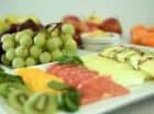 W bufecie śniadaniowym są także owoce