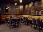 Dune Brasserie & Bar serwuje kuchnię europejską