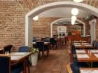 Hotel zaprasza gości codziennie na śniadanie