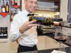 W Hotelu Zamek Centrum znajduje się restauracja z drink barem