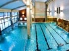 Luksusowy hotel jest bezpośrednio połączony z kompleksem Basenów Mineralnych