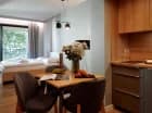 Superior to kameralny apartament typu studio z własnym aneksem kuchennym