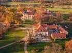 Romantyczny Pałac Łomnica wraz z folwarkiem w słynnej Dolinie Pałaców i Ogrodów