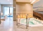 W strefie wellness goście mogą korzystać z jacuzzi