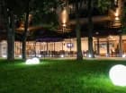 W sezonie letnim restauracja i bar poszerzają się o taras