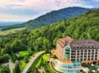 Hotel Belweder***** jest położony w samym sercu Beskidu Śląskiego