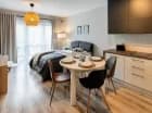 Apartamenty są nowocześnie i komfortowo urządzone