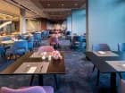 Przestronna restauracja hotelowa oferuje smaczną kuchnię