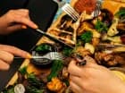 W dalszej części dnia można smakować wyborne dania z menu restauracji