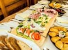 Na gości codziennie czeka śniadanie w formie bufetu