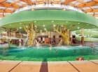 Hungarospa Thermal Hotel*** superior jest połączony z największym kompleksem spa