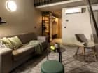 Apartamenty posiadają część wypoczynkową oraz balkon lub taras