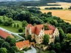 Hotel mieści się zaledwie 50 km na południe od Wrocławia