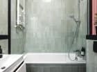 W łazience Deluxe Suite jest wanna