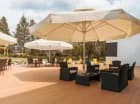 Hotel Mercure posiada strefę chillout dla spragnionych słońca