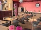 W restauracji jest część barowa oraz bufetowa