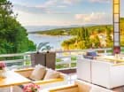W hotelu znajduje się restauracja bufetowa, restauracje a la carte oraz bary