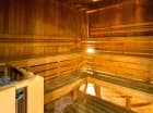 W strefie saun jest sauna fińska, parowa i łaźnia turecka