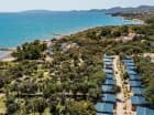 Lopari Camping Resort jest położony przy plaży