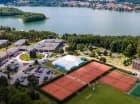 Profesjonalne zaplecze sportowo-rekreacyjne na Mazurach, korty tenisowe i boiska