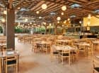 W bufetowej restauracji posiłki są serwowane w formule all inclusive