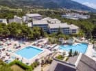 Pełen atrakcji resort jest świetnie położony