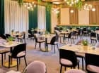 Restauracja odznacza się niepowtarzalnym klimatem oraz wyśmienitym jedzeniem