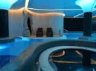 W strefie wellness znajduje się m.in. sauna i basen oraz jacuzzi