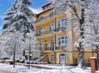 Villa Antares oferuje noclegi w 2 budynkach przy tej samej ulicy
