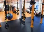 Na gości czeka tutaj profesjonalna siłownia oraz sala fitness