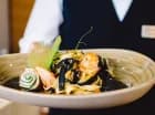 Restauracja zaprasza dodatkowo na dania z karty