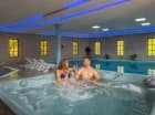 Jacuzzi w jednej ze stref wellness