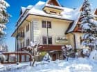 Hotel jest położony tuż przy jednej z najpiękniejszych dolin w Tatrach