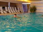 Hotel oferuje wewnętrzną strefa wellness z krytym basenem
