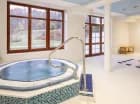 Oraz skorzystać z jacuzzi