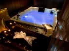 Seans w jacuzzi pozwala się odprężyć
