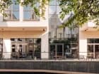 Hotel posiada przyjemne patio