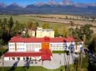 Family Resort Lučivná znajduje się u podnóża Tatr, 12 km od miasta Poprad
