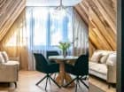 W apartamentach 4-os. w salonie jest rozkładana sofa