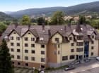 Hotel jest położony w północnej części uzdrowiska Świeradów-Zdrój