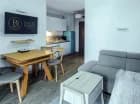 Dostawki to rozkładane sofy, będące na wyposażeniu apartamentów